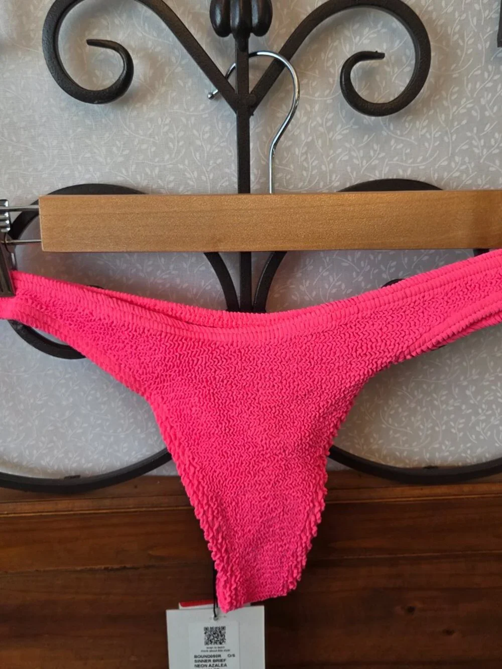 Bond Eye Neon Azalea Bandeau Bikini Set One Size Cheeky Pink Crinkle NEW Summer